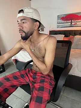 Snapshot of Andressbigcock__ chatting on November 28, 2025, 1:58 pm Andressbigcock online show from November 28, 2025, 1:58 pm