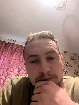 Snapshot of TattooHas chatting on November 28, 2025, 7:22 am TattooHas online show from November 28, 2025, 7:22 am