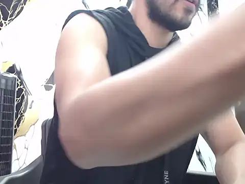 simonm667 online show from March 15, 2026, 8:26 pm