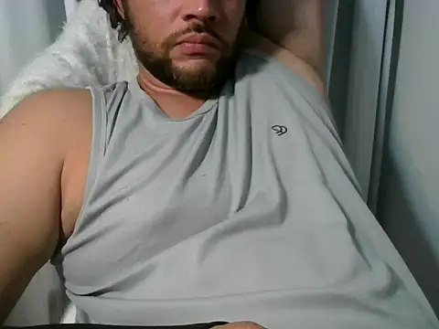 Maxsex7771 online show from May 21, 2026, 1:45 am