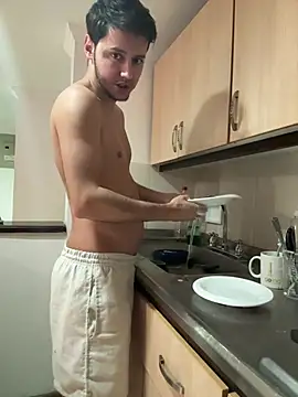 Snapshot of RicoValen chatting on February 22, 2026, 1:29 am RicoValen online show from February 22, 2026, 1:29 am