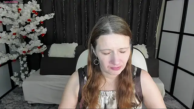 KathrineMeyer online show from December 23, 2025, 2:20 am