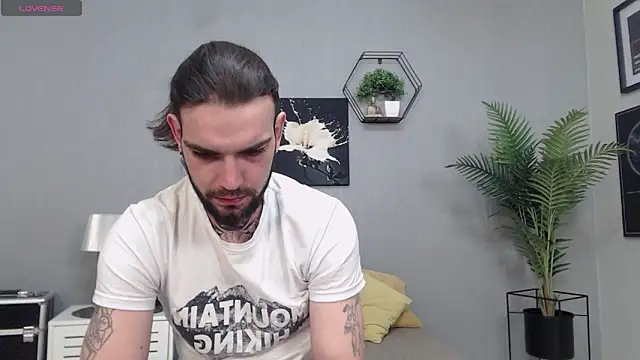 KaneHunter online show from March 27, 2026, 7:35 pm