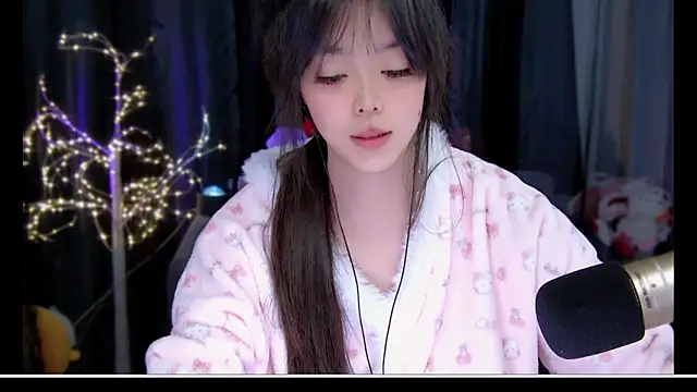 Guoguo 1 online show from November 29, 2025, 8:06 am