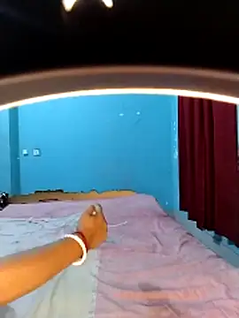 priya2098 online show from March 17, 2026, 1:03 pm