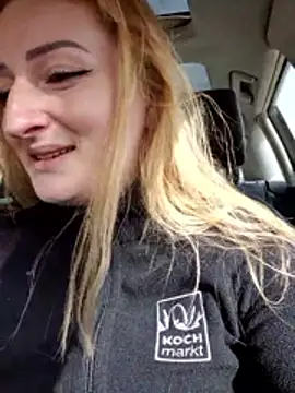 dixielarys online show from March 19, 2026, 7:34 am