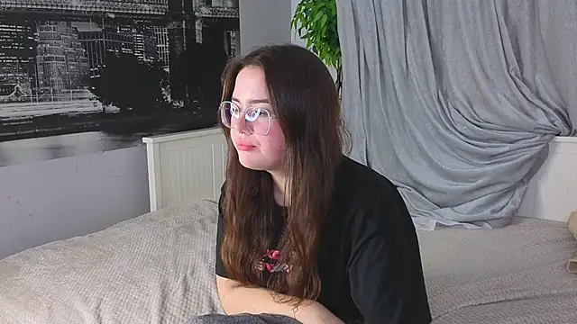 BettyWatkins online show from November 29, 2025, 10:46 pm