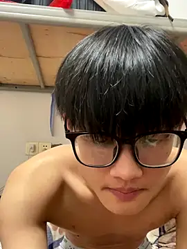 Colby-678 online show from November 27, 2025, 6:10 pm