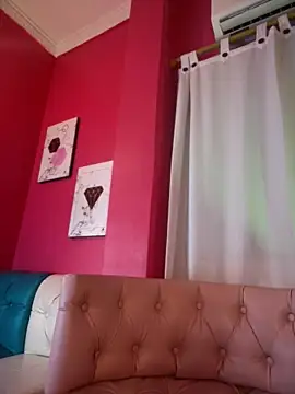 ZoeyFierce online show from March 4, 2026, 1:17 pm