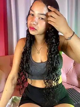 Snapshot of ZoeyFierce chatting on April 29, 2026, 7:31 pm ZoeyFierce online show from April 29, 2026, 7:31 pm