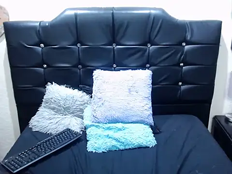 NathRouxe online show from November 29, 2025, 11:52 pm