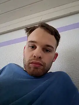 Patrick862001 online show from November 30, 2025, 2:43 pm