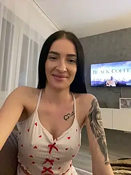 alessiamons online show from March 13, 2026, 9:43 pm