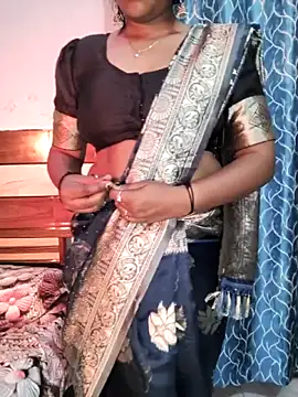 Muskan4156 online show from April 14, 2026, 4:07 am