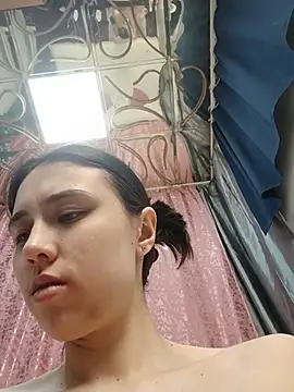 Foxylce online show from March 31, 2026, 12:56 am