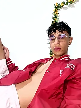 2 milo verus 4 online show from January 7, 2026, 8:44 pm