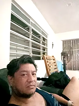 Snapshot of Senor420 chatting on November 29, 2025, 7:55 am Senor420 online show from November 29, 2025, 7:55 am