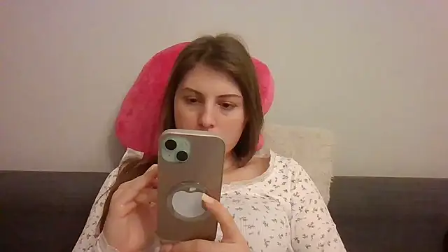 Devil Maiden online show from March 26, 2026, 8:25 pm