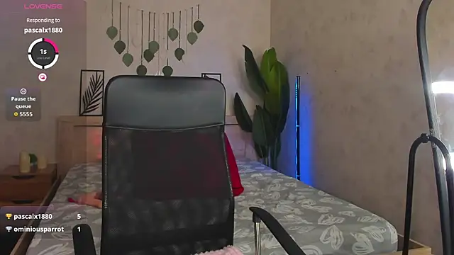 Snapshot of Alicia_Hars chatting on June 24, 2026, 12:09 am Alicia Hars online show from June 24, 2026, 12:09 am