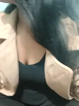 Zoyaa-Zubair online show from January 7, 2026, 6:43 pm