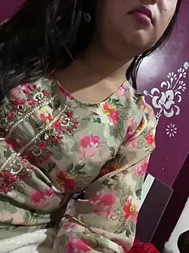 Snapshot of Collage_girl01 chatting on December 1, 2025, 9:47 am Collage girl01 online show from December 1, 2025, 9:47 am