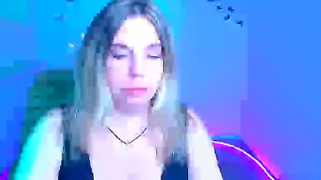 Amanda Swannn online show from April 9, 2026, 5:51 am