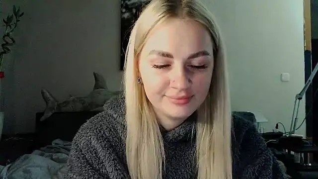 Whitehex666 online show from November 30, 2025, 4:44 pm