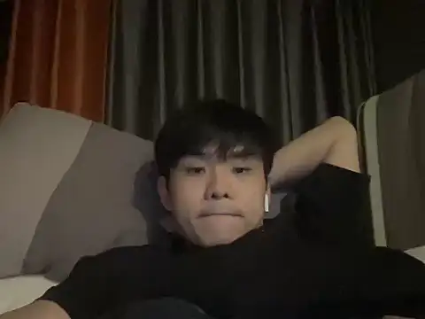 alexzzzzzppp online show from December 1, 2025, 3:28 pm