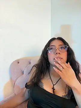 Dafne se online show from December 21, 2025, 1:13 am