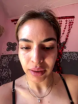 Snapshot of CammyyDomm chatting on November 28, 2025, 2:53 pm CammyyDomm online show from November 28, 2025, 2:53 pm