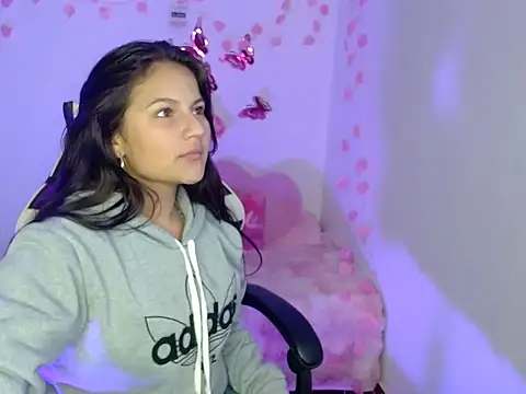 Nina  666 online show from December 19, 2025, 11:17 am