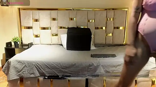 Snapshot of _Caroline34 chatting on March 20, 2026, 10:20 am Caroline34 online show from March 20, 2026, 10:20 am