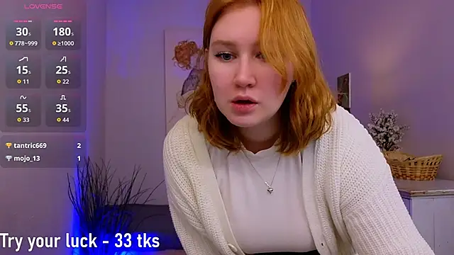  aurareflection online show from November 29, 2025, 12:24 am