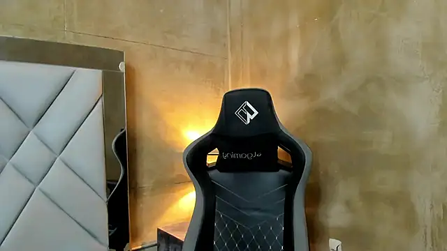 maddox santana online show from December 17, 2025, 9:26 am