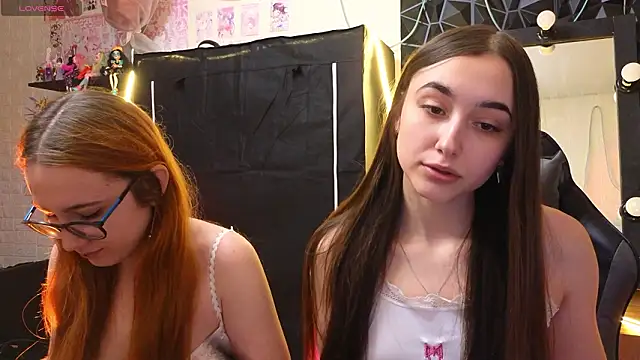 sunny luna online show from February 23, 2026, 1:30 pm