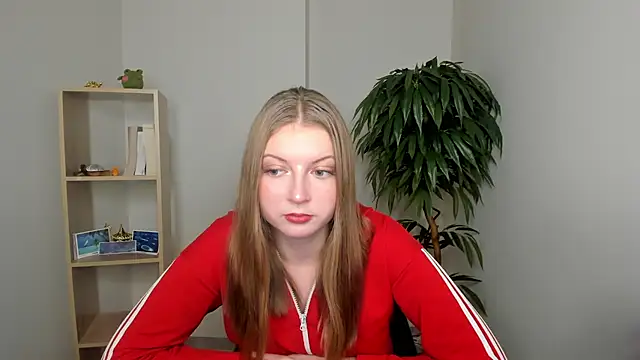 VerllineUrquidez online show from November 29, 2025, 9:01 am