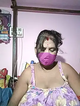 Snapshot of me-pari-hu chatting on July 3, 2026, 6:03 pm me-pari-hu online show from July 3, 2026, 6:03 pm