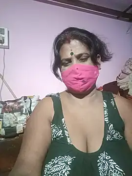 Snapshot of me-pari-hu chatting on July 15, 2026, 6:13 pm me-pari-hu online show from July 15, 2026, 6:13 pm