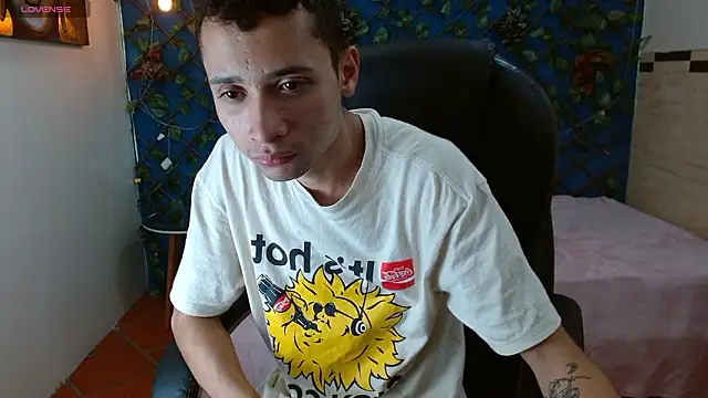 LucassSmith11 online show from February 2, 2026, 6:28 pm