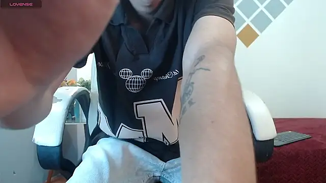 LucassSmith11 online show from March 18, 2026, 7:06 pm