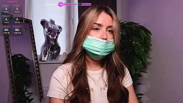 AnikaHarrys- online show from December 15, 2025, 1:04 pm