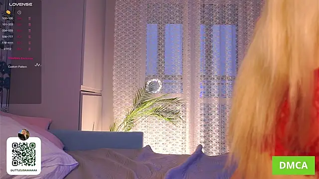 ElizzaBed online show from December 3, 2025, 5:04 am