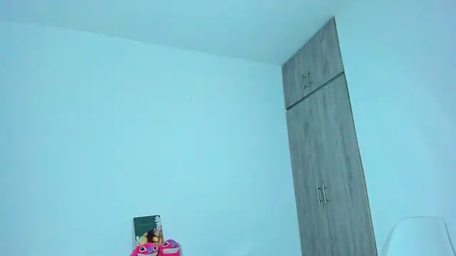 ebonydary 01 online show from December 22, 2025, 7:38 am