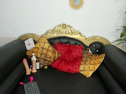 cristal millers online show from February 28, 2026, 2:34 am