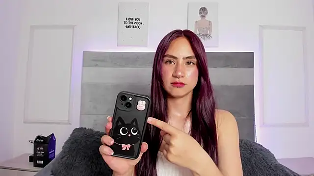 Luu angel  online show from December 1, 2025, 10:26 pm