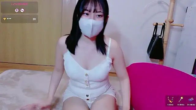 Snapshot of shiorin_3 chatting on June 4, 2026, 10:43 am shiorin 3 online show from June 4, 2026, 10:43 am