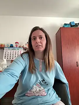 Sareyxon online show from April 20, 2026, 7:22 am