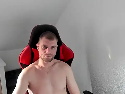 ladny92 online show from March 8, 2026, 4:33 pm