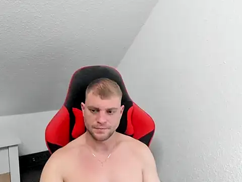 ladny92 online show from March 22, 2026, 9:18 pm