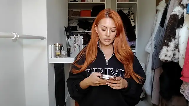 Snapshot of Emberreignedit chatting on February 25, 2026, 3:43 pm Emberreignedit online show from February 25, 2026, 3:43 pm